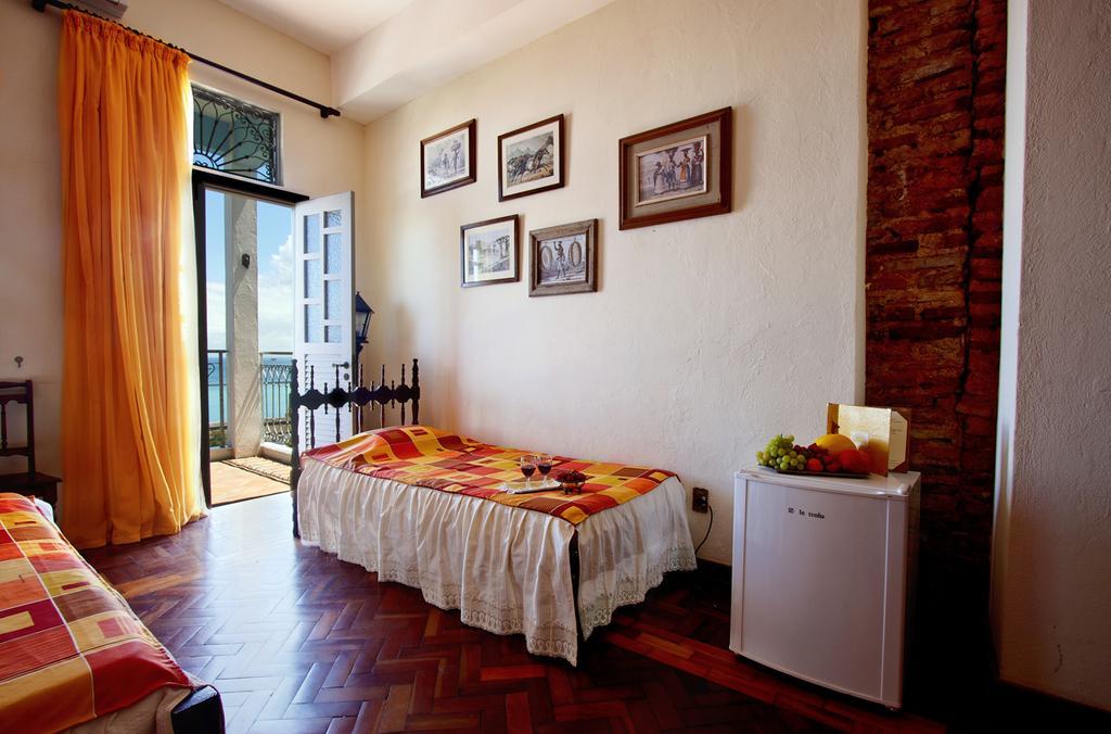 Pousada Casa Vila Bela Salvador Quarto foto